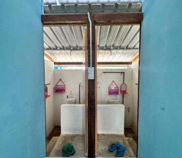 Pantai Barat Division Other | Kuriou Lodge & Campsite