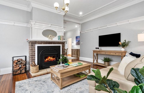 Kurrajong House | Kurrajong Holiday House