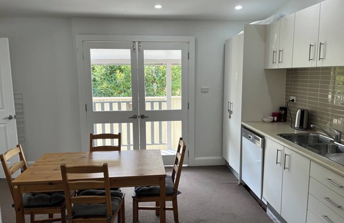 Kurri Kurri House | Kurri Kurri country cottage