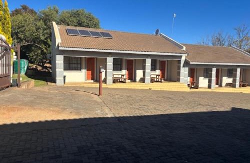 Ga-Segonyana House | Kuruman Paradise Lodge