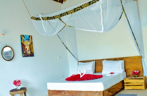 Kizimkazi Hotel | Kusini Beach Bungalows