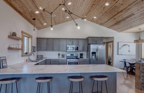 Lead Ski Chalet | KUSSY CHALET AT TERRY PEAK by RedAwning