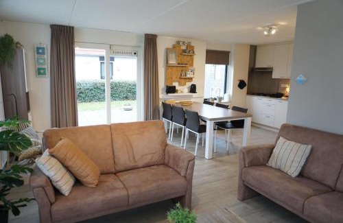 Breskens House | Kustverhuur, Park Schoneveld, Stern 234 met eigen elektrische laadpaal