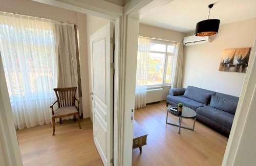 Uskudar Hotel | Kuzguncuk View