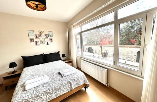 Uskudar House | Kuzguncuk View