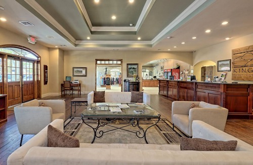 Clayton Condo | KW 102 Two Queen Unit
