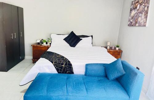 Rustenburg House | Kwa Mosete