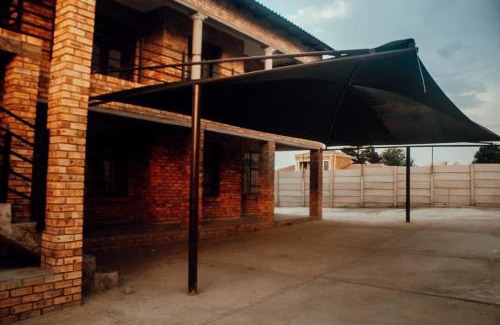 Standerton House | Kwadines Accommodation