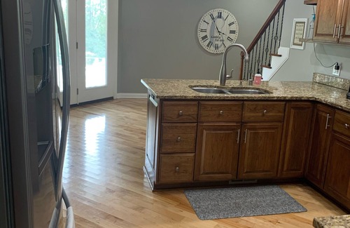 Stone Lakes House | KY Derby 6,500 sq. ft. home with heated salt H2O pool