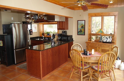 Almo Cottage | Ky Lake Unique Stone Cottage - On-Site Boat Rentals with Private Dock