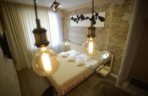 Pechers'kyi District Hotel | Kyiv Boutique Apartments