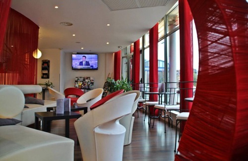 Charleville-Mezieres Hotel | Kyriad Charleville Mezieres