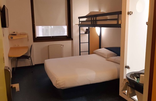 Montauban Hotel | Kyriad Direct Montauban Centre