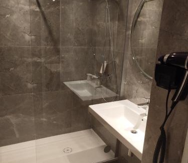 Tours Hotel | Kyriad Hotel Tours Centre