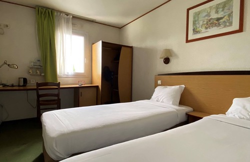 Le Blanc-Mesnil Hotel | Kyriad Le Blanc Mesnil