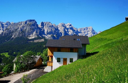 Longiaru Apartment | Lüch de Corona