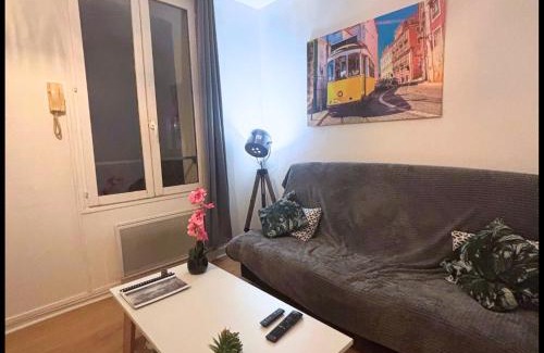 Saint-Quentin Apartment | L'échappée belle pour 5