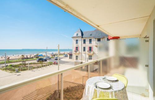 Pornichet Apartment | L'écrin bleu - Vue Mer - Wifi - Central