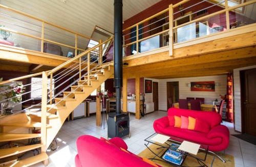 Mur-de-Bretagne House | L'écrin de bois -sauna - spa