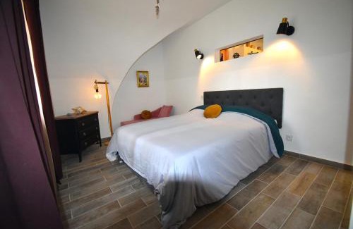 Remoulins Apartment | L'écrin du Pont du Gard