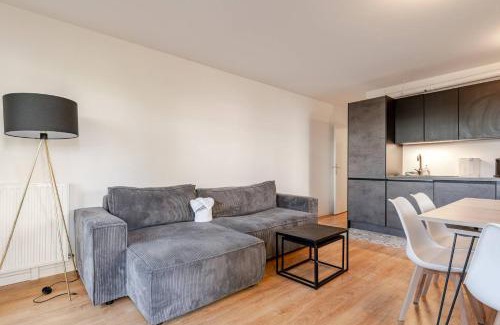 Vaires-sur-Marne Apartment | l'Éden familial - cosy T3 proche Disneyland avec jardin