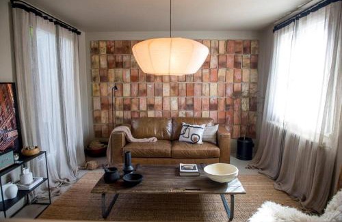 Ruelle-sur-Touvre Apartment | L’Étage et son patio
