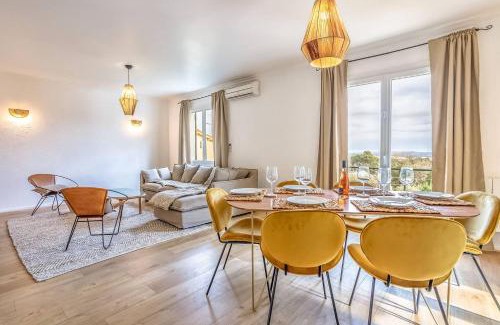 Connaux House | L'abeliano - House With Pool Near Uzs