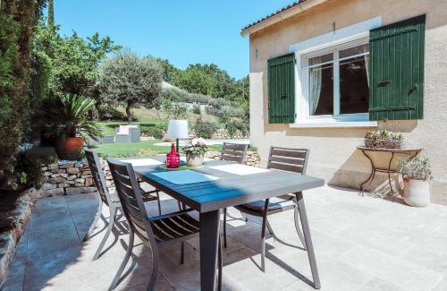 Connaux House | L'abeliano - House With Pool Near Uzs