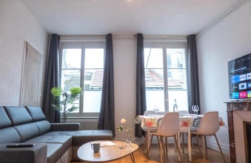 Verdun Apartment | L'Amour de la Paix - Centre-Ville - Jardin - Proche gare - TV65"PrimeVideo - Ambiance très chaleureuse - Parking gratuit sous-vidéo surveillance proche - Géré par Presta-Zen'Services