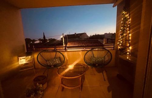 Route de Beaucaire Apartment | L'AMOUREUX DE NIMES : P3 + parking privé