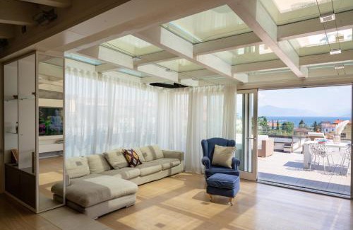 Rivoltella Apartment | L'Angelica Loft Apartment Lake View - Desenzano del Garda
