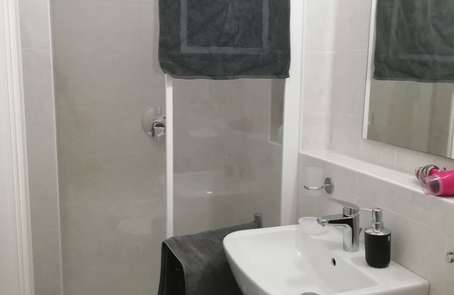Omegna Bed & Breakfast | L'Angelo guesthouse Omegna