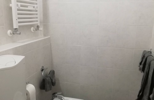 Omegna Bed & Breakfast | L'Angelo guesthouse Omegna