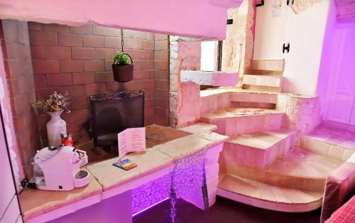 Putignano Bed & Breakfast | l'angolo di Gaudì, alcoba Capriccio