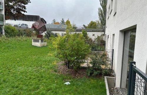 Annemasse Apartment | L'appartement Bleu-T2-Annemasse