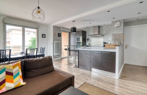 Fontaine-Bayonne-Cartoucherie Apartment | L'Arène de coeur - appt avec piscine partagée