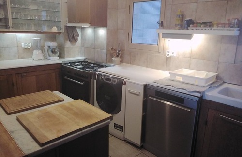 Chateauneuf-de-Gadagne House | L'Arcade near Avignon and L'Isle/Sorgue, detached house for 12p, 8 rooms,