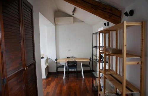 Certosa Apartment | L’Archè Comfort&Relax – Yellow House di viale Certosa