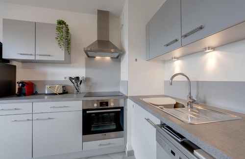 Annecy Apartment | L'Art de Ville - 2 bedroom near the city center terrace and garage