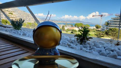 Villeneuve Loubet Beach Apartment | L'ASTRONAUTE - Balcon vue mer - CLIM - place parking privée - Marina baie des anges