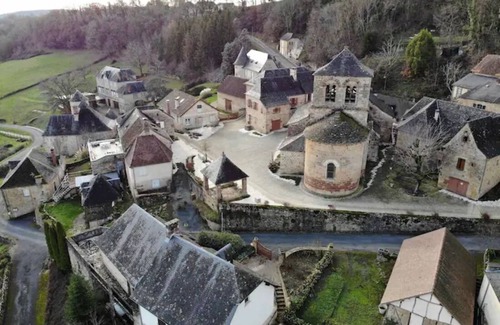 Ligneyrac House | L'atelier. Maison en Pierres Pour 4 Pers. Located in Dordogne valley