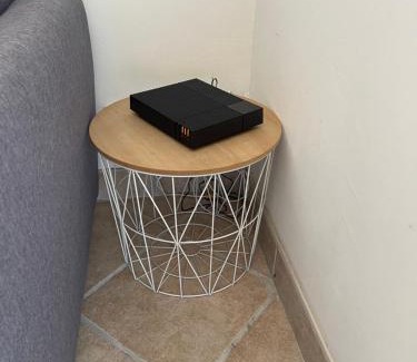 Barbatre House | L'aventurine NO