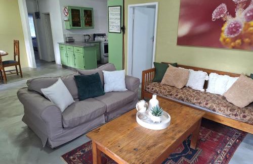 Cathkin Park House | L Chiam Self-Catering Cottage