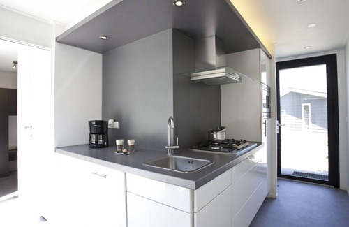 Velsen-Zuid House | L-Cube 6 by Interhome