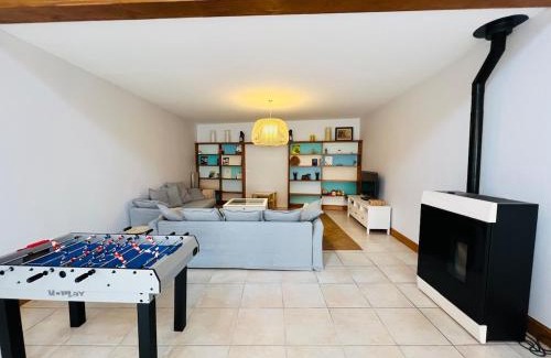 La Celle-sous-Gouzon House | L'Echappée familiale en bord de mer