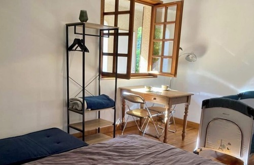 La Roche-Vineuse House | L'Ecoin tranquille, entre Vignes et nature.