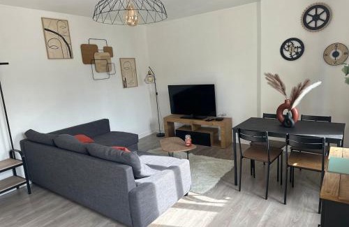 Saint-Avertin Apartment | L Elegant Cozy Plein Centre