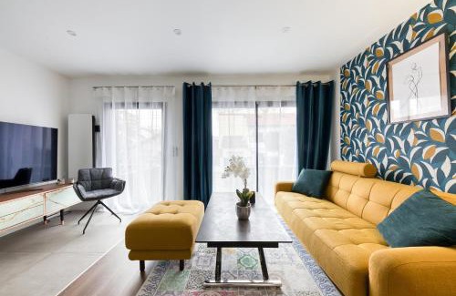 Aubervilliers Apartment | L'escale Parisienne - METRO 3 min, Proche JO, Direct au Louvre,Galeries Lafayette, Opéra,