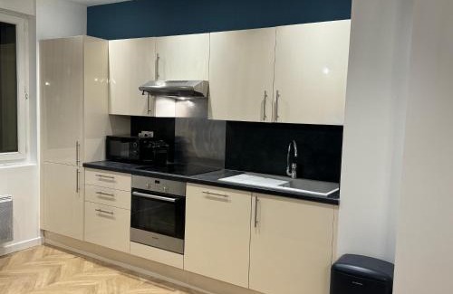 Saint-Cyr-l'Ecole Apartment | L'escale Versaillaise
