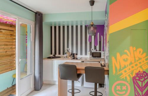 Cros-de-Cagnes Apartment | L'escapade - Jacuzzi & Sauna privés By SweetDreams